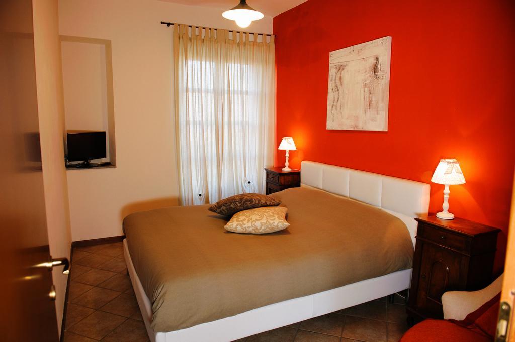Agriturismo Paitin Alba  Oda fotoğraf